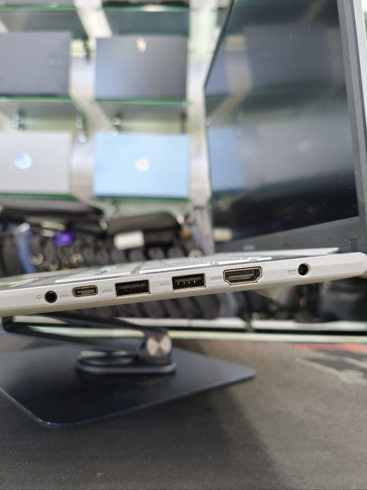 Ноутбук Noutbuk Asus vivobook 17 Core i7 Новый Bepul yetkazish bilan