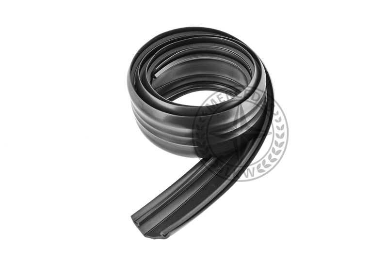 Оригинално Уплътнение над предно стъкло за Mercedes-Benz G-class