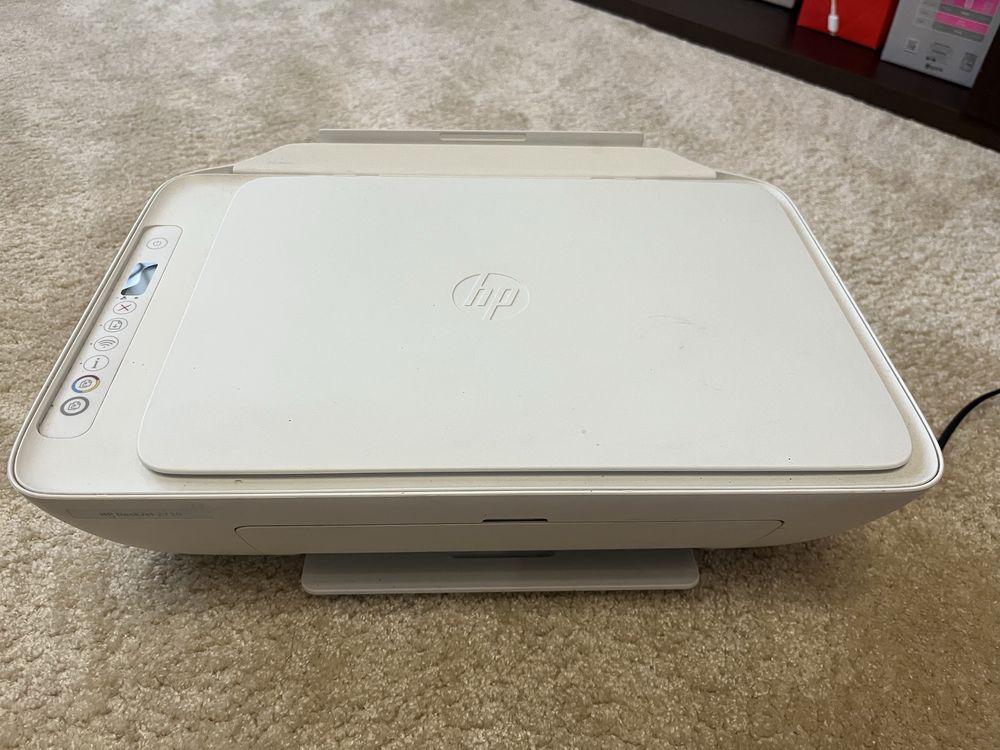 Продавам HP принтер със скенер