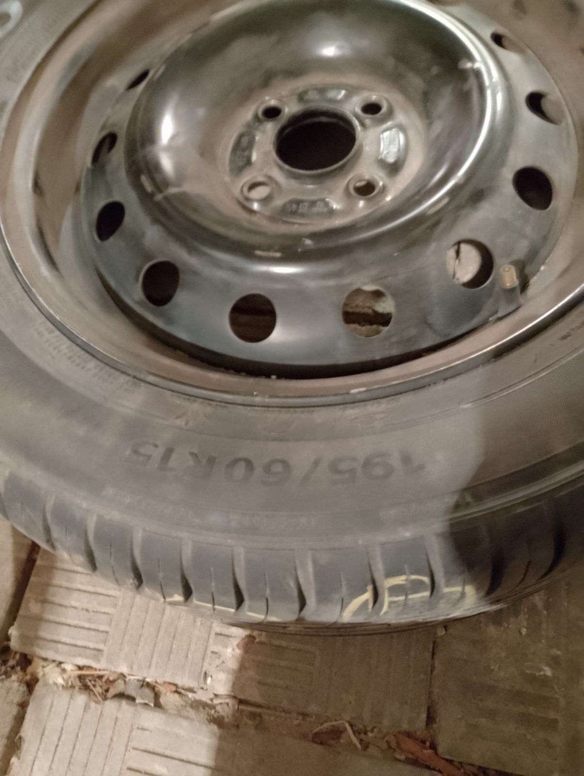 Профавам гими с джанти  195/60R15