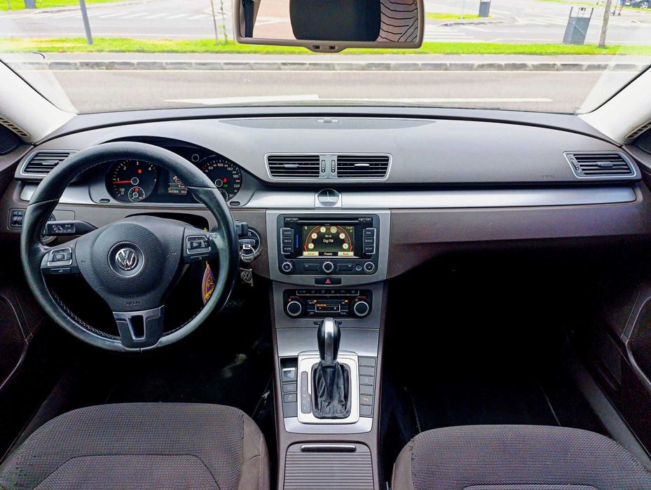 Volkswagen Passat Variant 2.0 TDI / DSG/  Highline