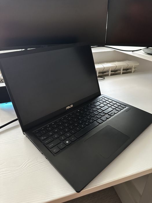 Laptop Asus Vivobook 15” i5 16gb 1.5TB