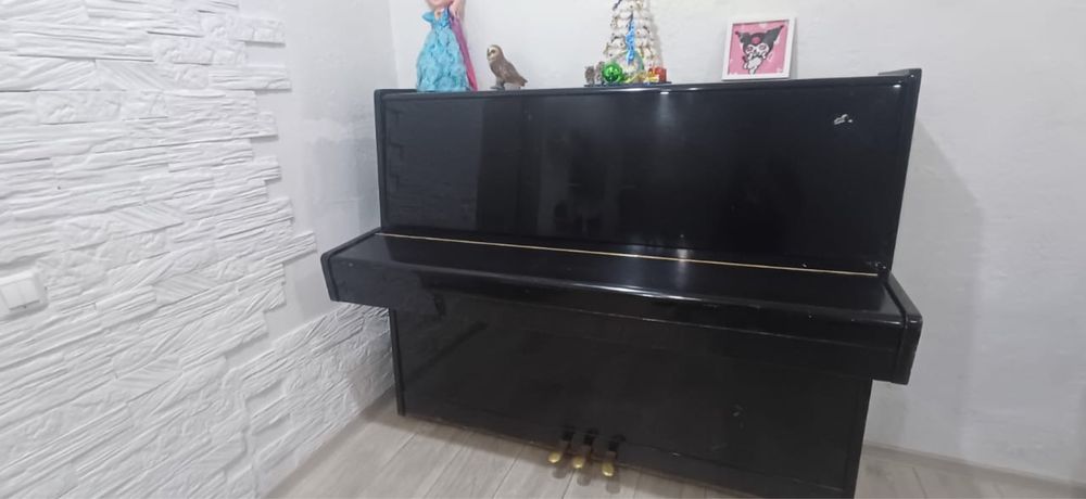 Продам фортепиано