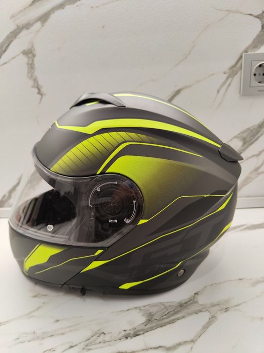 Каска  за мотор black модуларна размер М