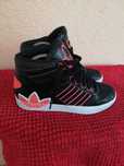 Bascheți Adidas nr 39 damă