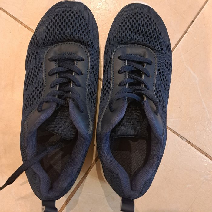 Маратонки и гуменки 33-34 номер