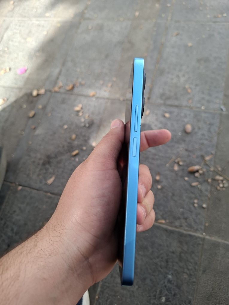 Срочно продаётся Honor X8A 8/128