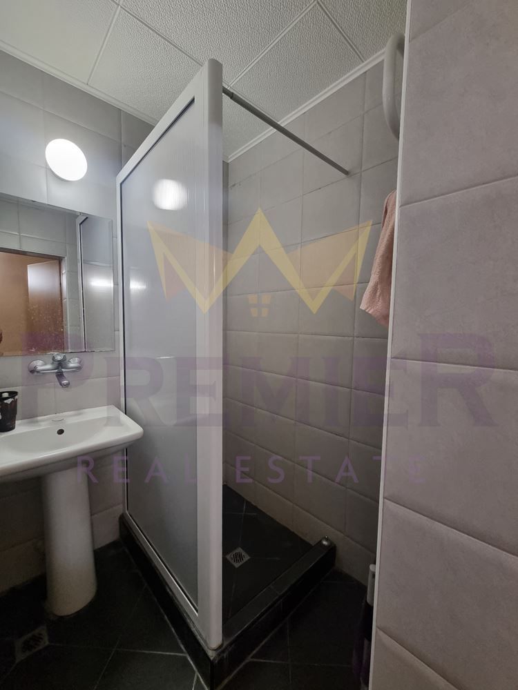 Дава се под наем Тристаен апартамент в Варна, Левски - 80 кв.м за 500 € - Снимка #10