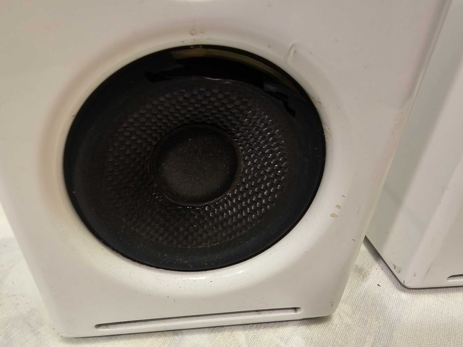 Defect Audioengine model A2