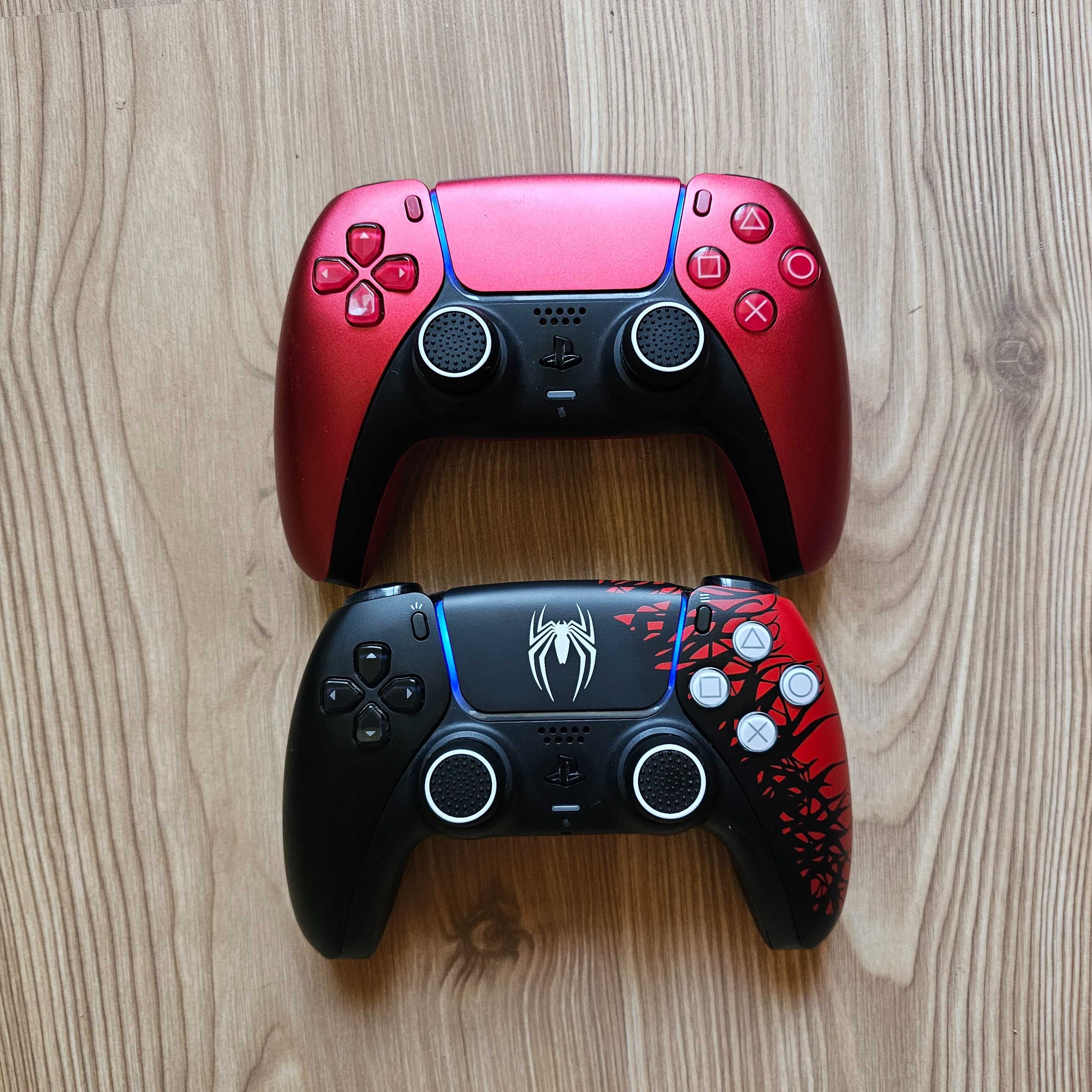 В гаранция! PlayStation 5 Spider-Man + 2 джойстика, 3 игри, 2 станции