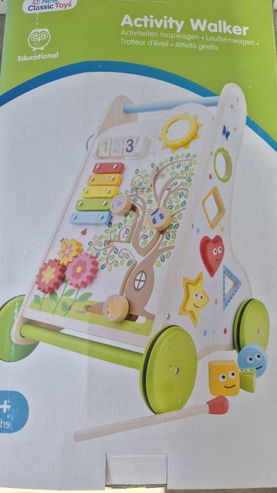 Antemergator lemn New Classic Toys