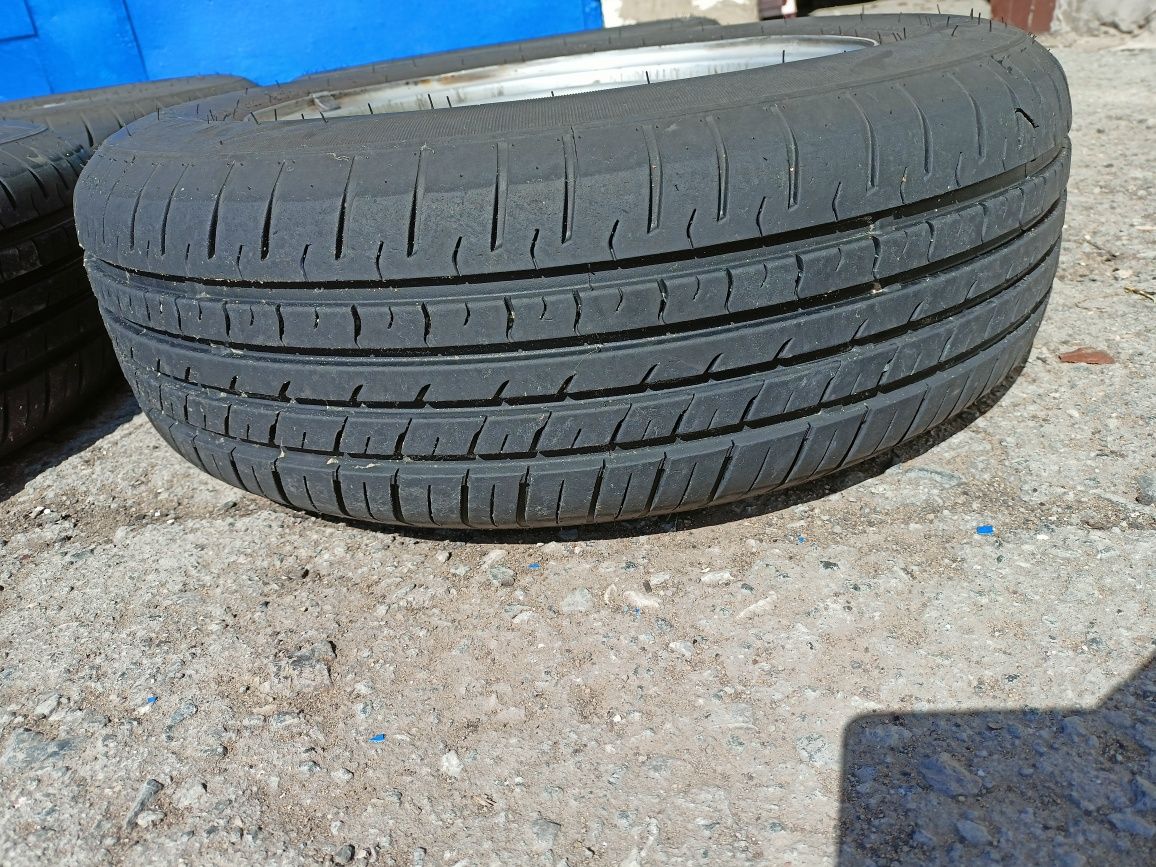 Продам ZMAX Landgema 185/65 R14 82H без шипов.