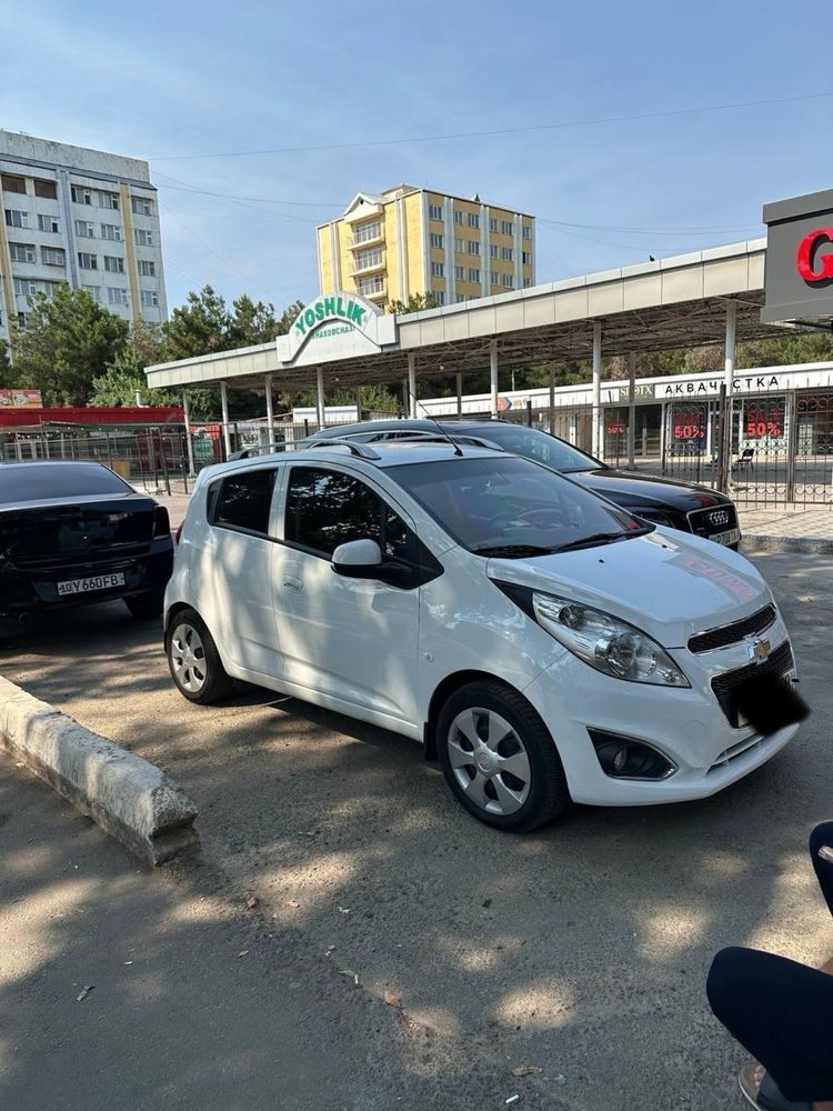 Spark 4 pozitsiya sotiladi 2020