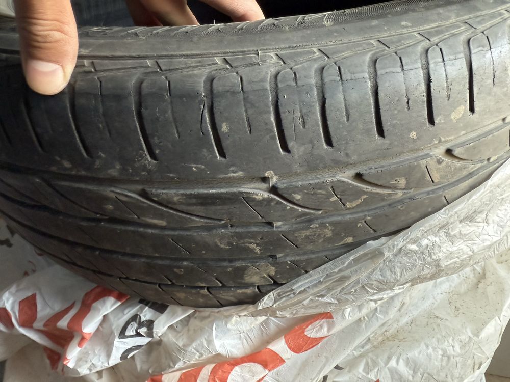 Шины. Придам шины Bridgestone