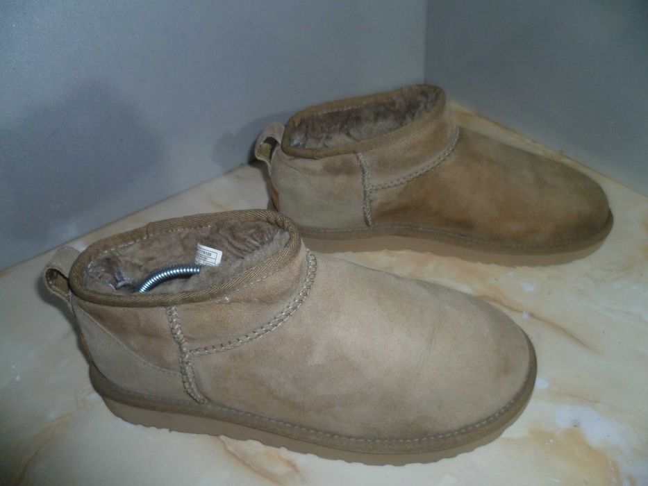 UGG оригинални ботуши №39