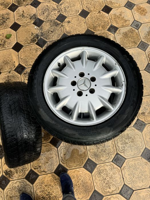 Продам диски и шины Мерседес
