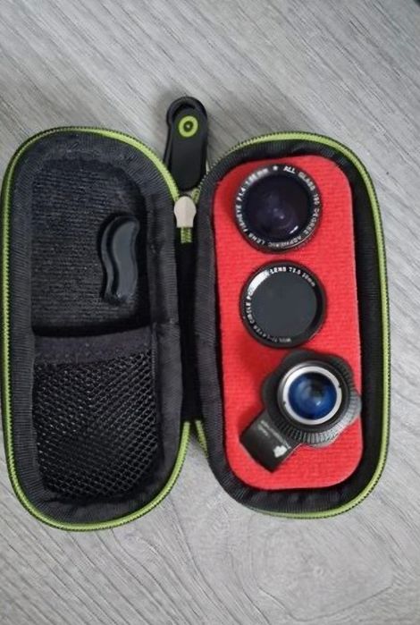 Muvit kit lentile 4 in 1 universal.