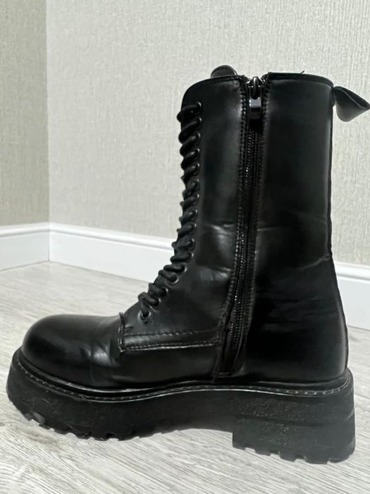 Сапоги Зимние женские теплые в хорошем состоянии