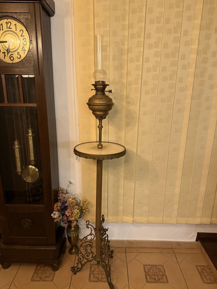 Lampa gaz petrol alama , bronz veche , vintage