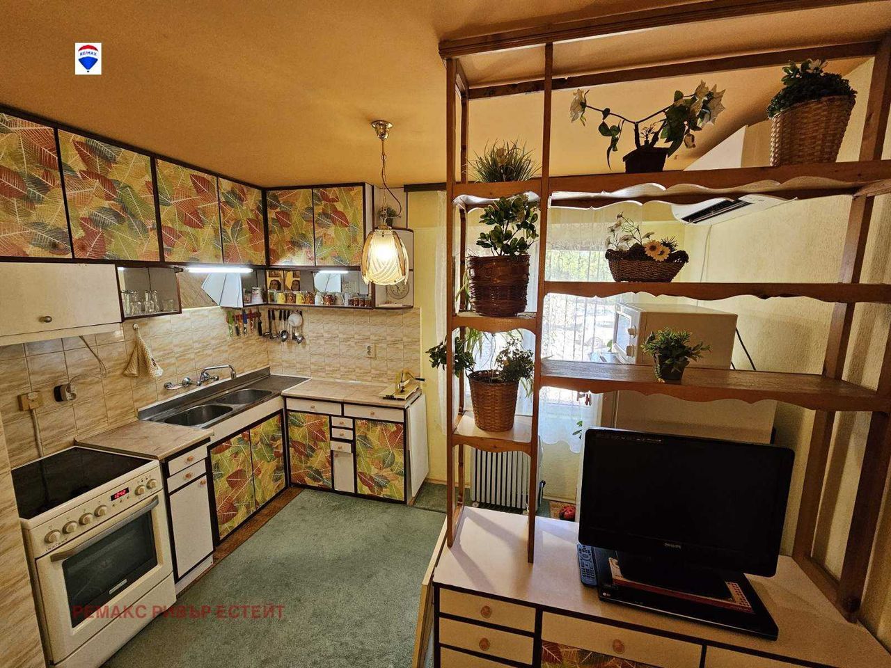Продава се Тристаен апартамент в Русе, Чародейка - Юг - 103 кв.м за 815 €/кв.м - Снимка #1