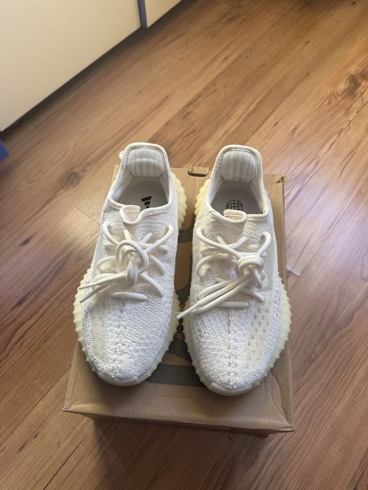 Yeezy Boost 350 V2 Bone
