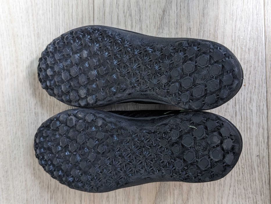 Футболни Стоножки Kipsta 31 номер