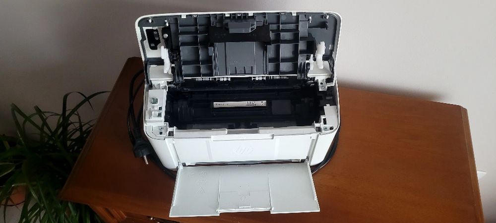 Imprimantă HP LaserJet Pro M15 W