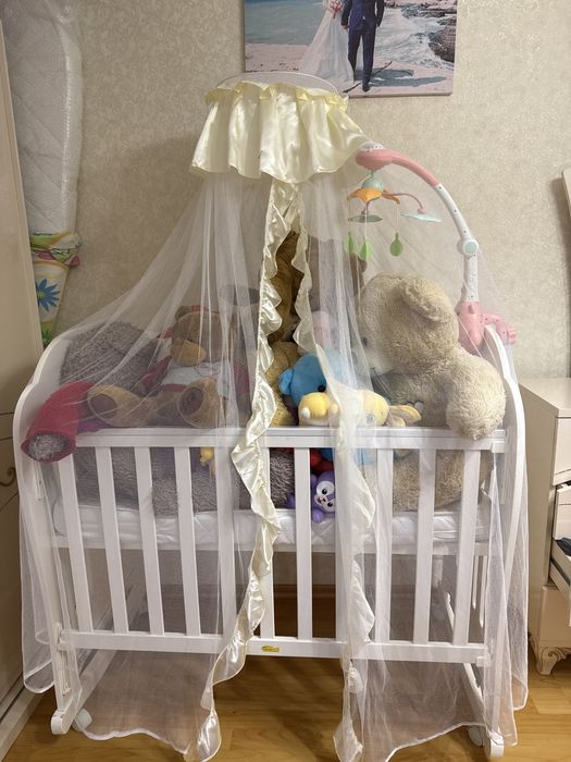 Детский кровать , почти новая