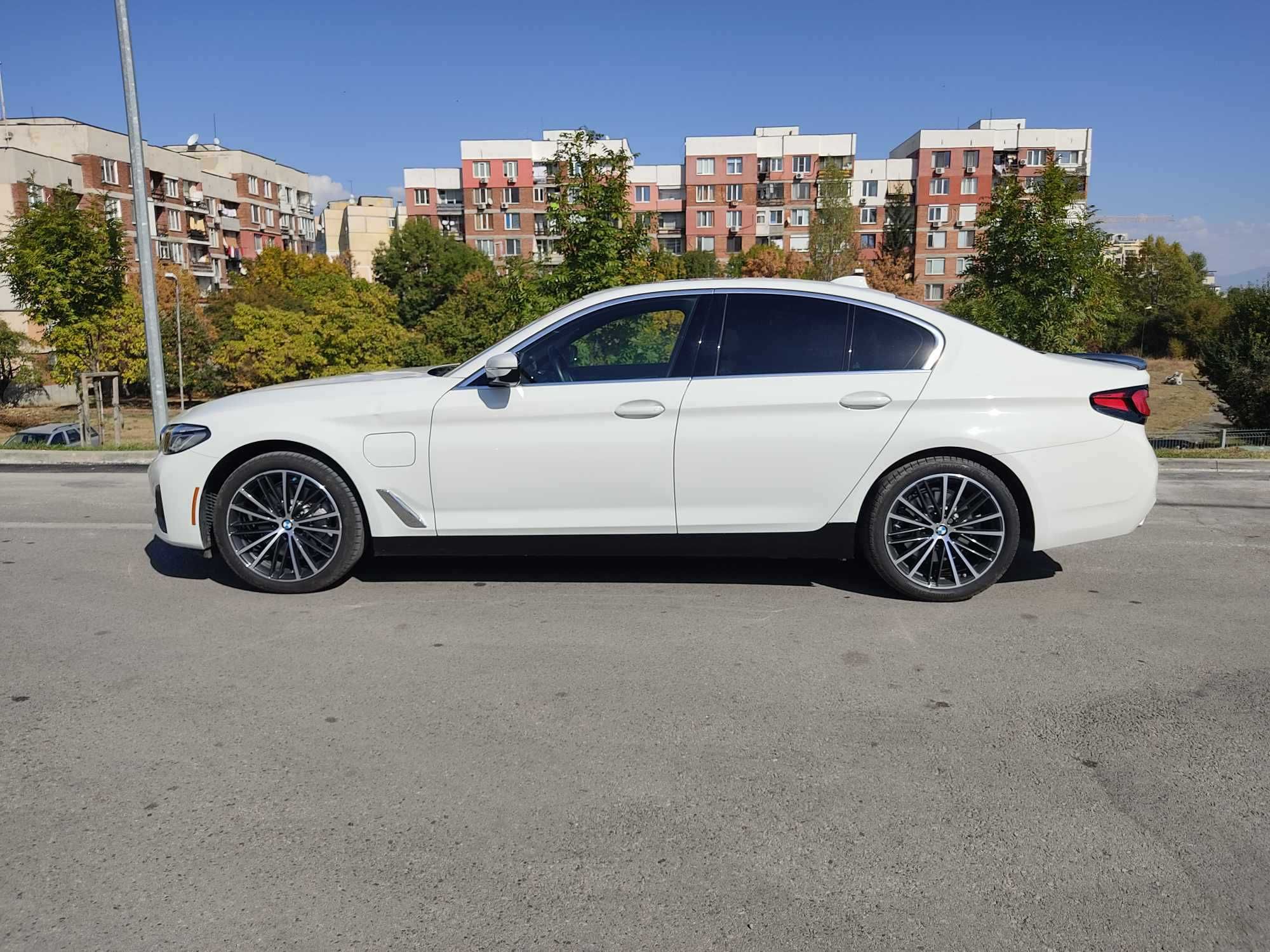 BMW 530e plugin hybrid Спешно