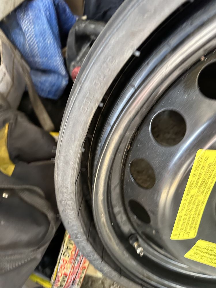 Резервна гума патерица за Audi Q5 8R 195 75 18 5x112mm 8R0601027J et36