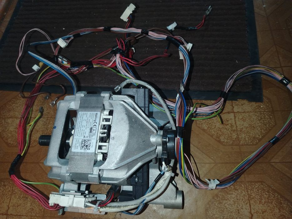 Продам маторы от стиральной машины