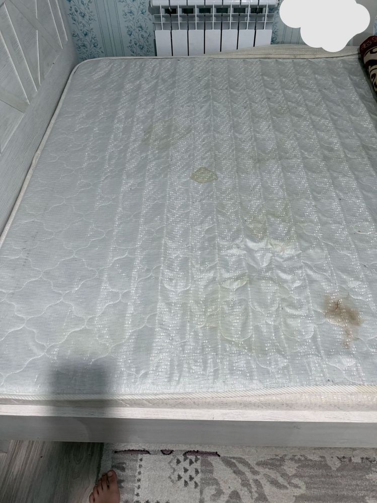 Продам кровать двухспальную