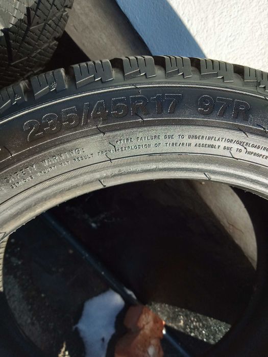 Липучка зимняя р17/235/45