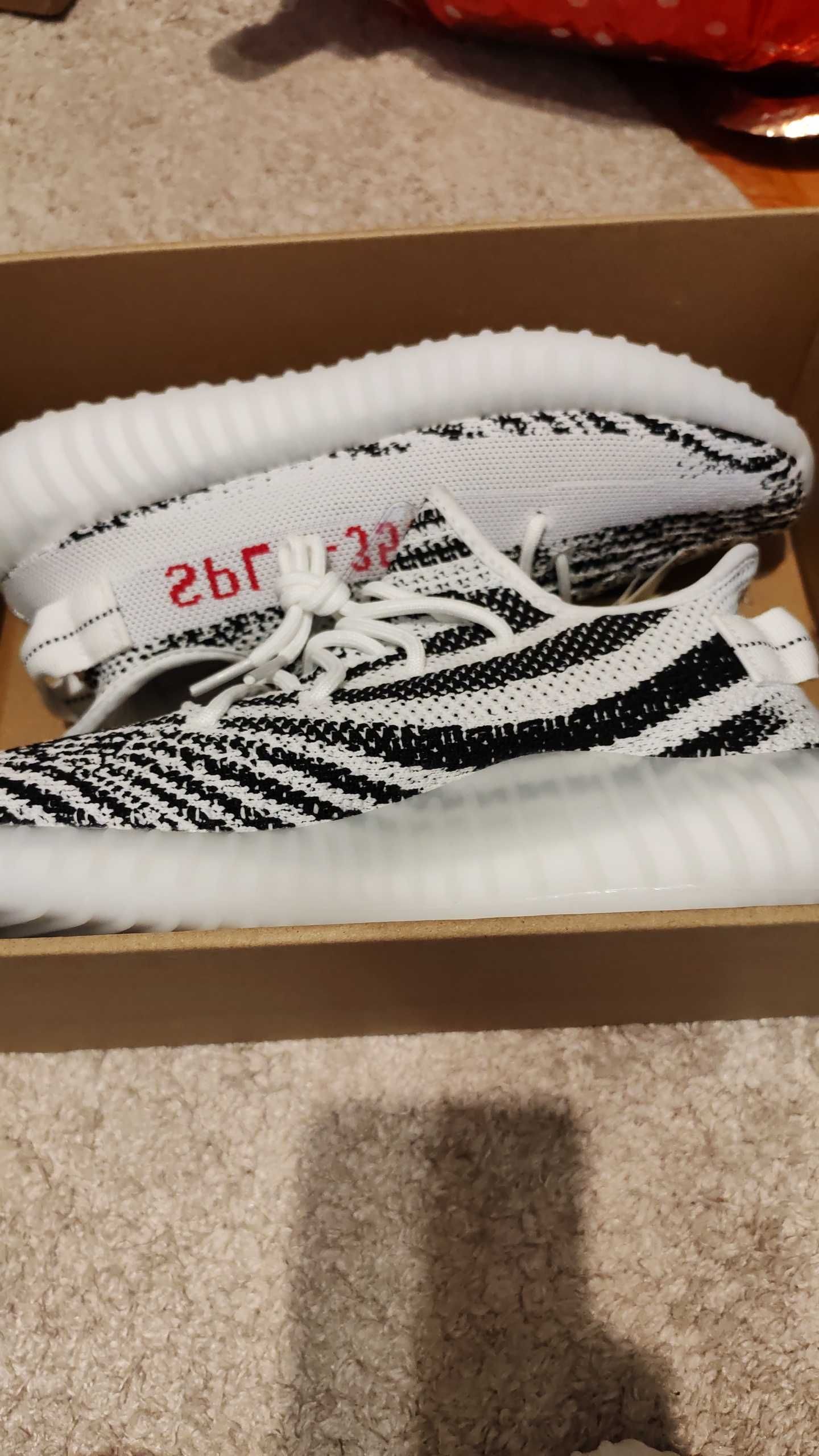 2 yeezy zebra da