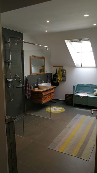 Gresie -Faință lavabile laminat izolatii