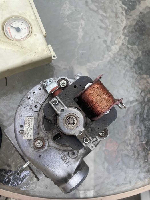 Dezmembrez centrala immergas Eolo Maior 32 KW