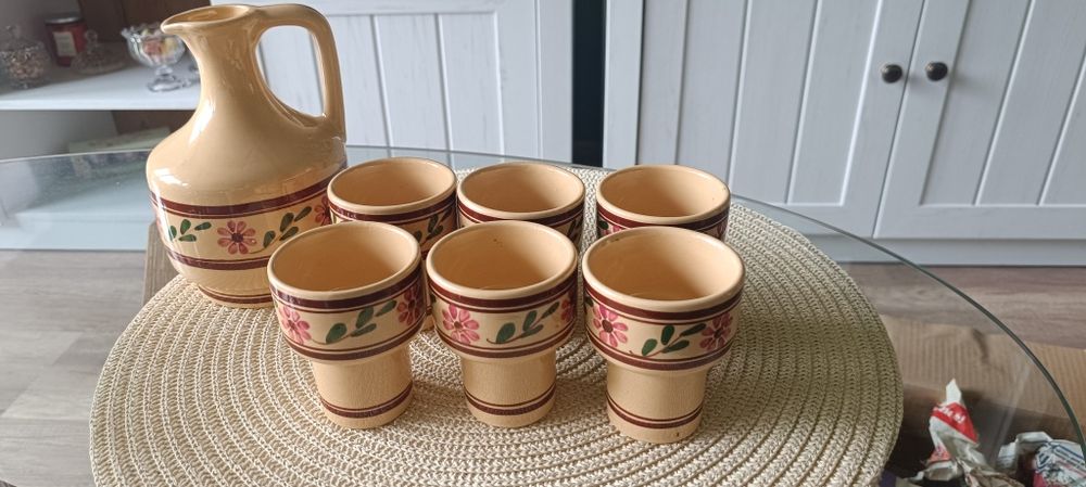 Глинен сервиз - 6 чаши + гарафа