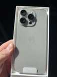 Vand iphone 16 pro nou