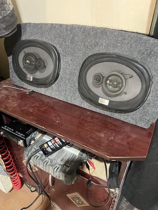 Indaneziya kalonka usilitil magnitola bt bor