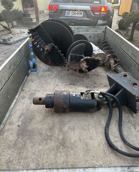 Inchiriem Miniexcavator, Microexcavato, Incarcator, Cilindru Compactor