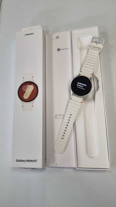 ***Перфектен/Топ цена***Samsung watch 7