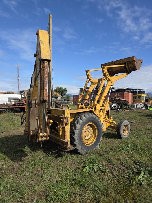 Buldoexcavator benfra functionabil