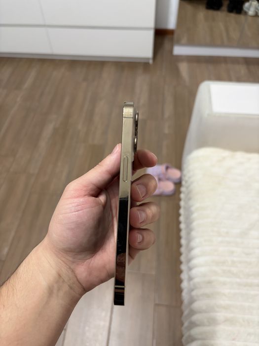 Iphone 13 pro, gold, 128G.