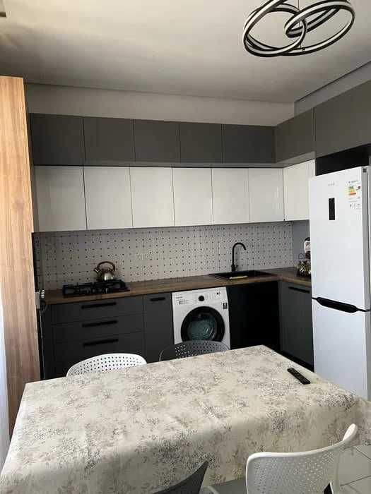 Сдается новая квартира ЖК Zarafshon City возле PIRAMIT TOWER 767*