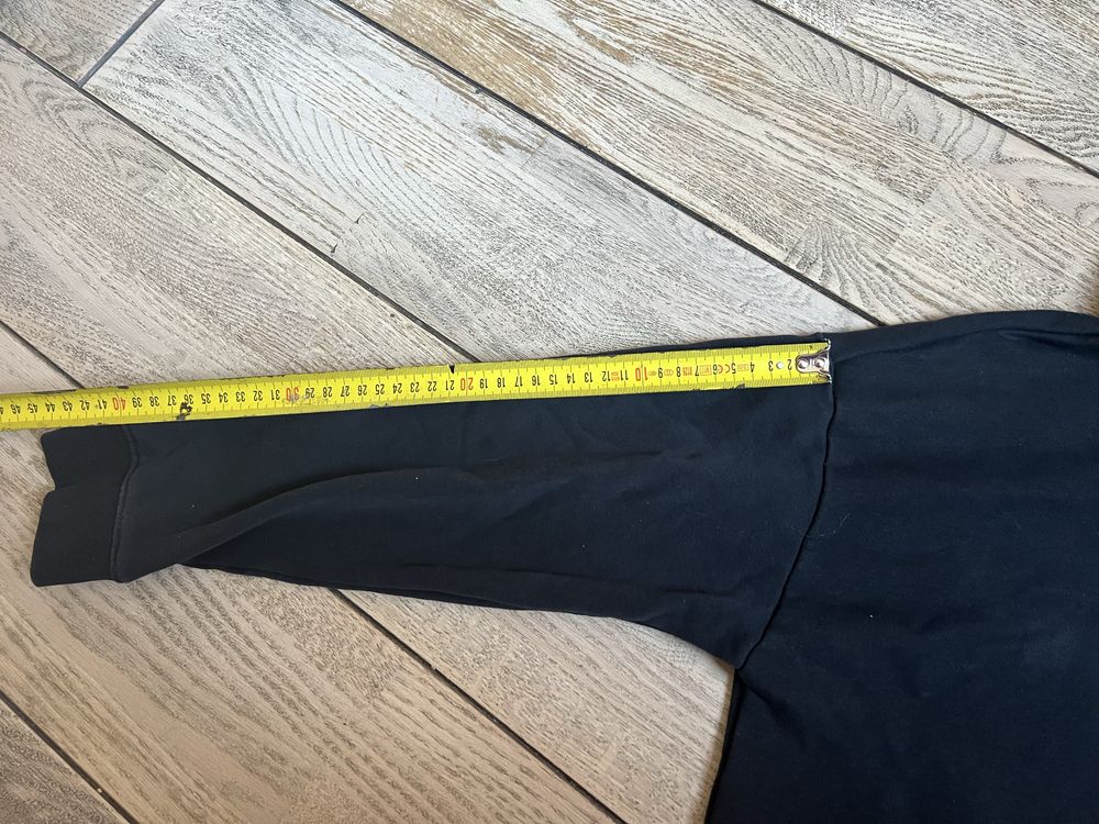 Nike детски суитчър размер L 140-150 crop top