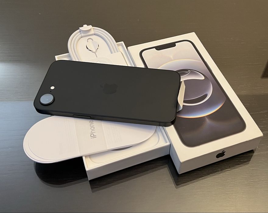 iPhone 16e 128GB 5G CA SIGILAT ! GARANTIE ! Black Negru Blue
