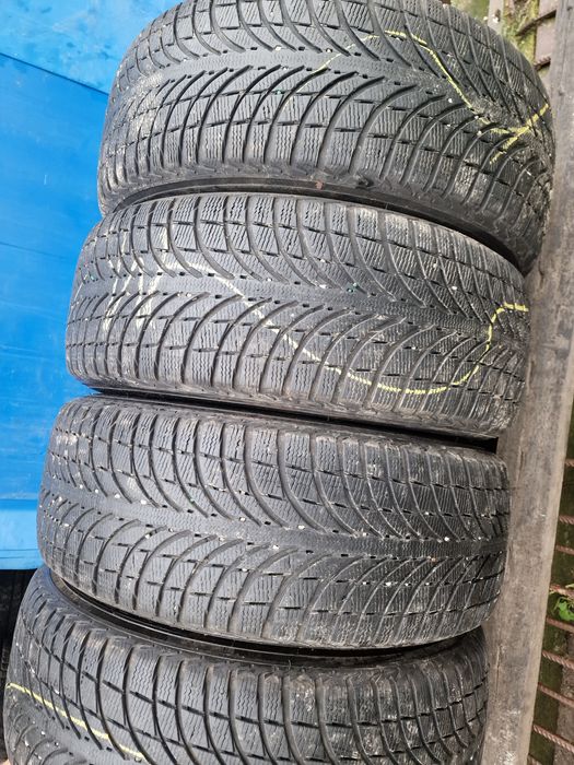 Anvelope 245/65R17 marca Michelin, DOT 2021, 6.5 mm