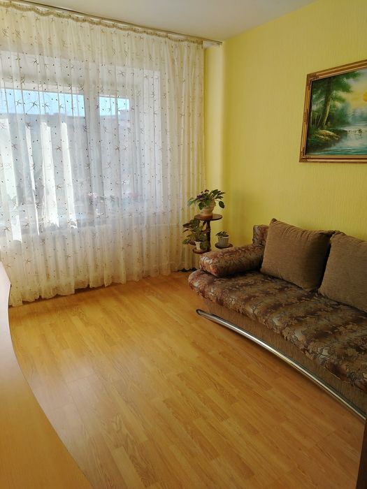 Продам трех комнатную квартиру