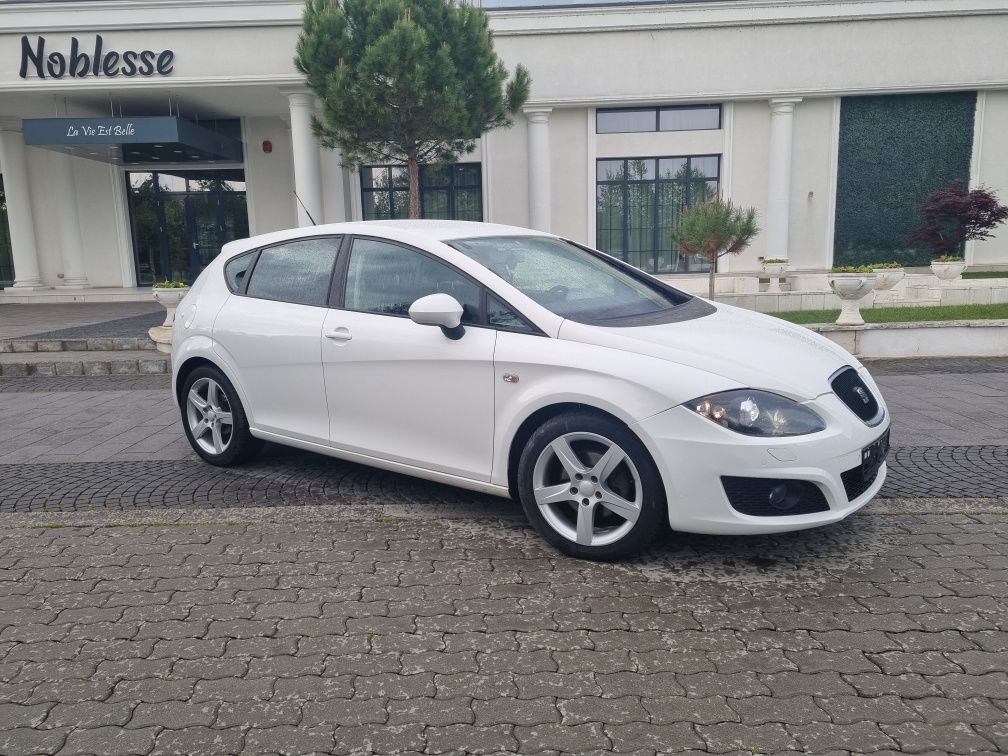 Seat Leon Full 1,4 benzina 125cp 2009