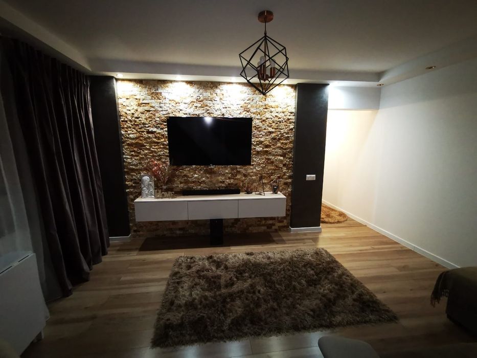 Vand apartament 2 camere